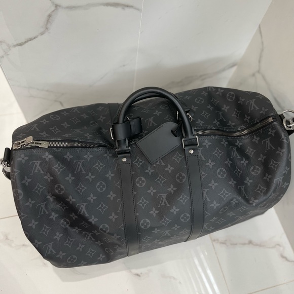 Louis Vuitton bag, like new! - Picture 3 of 8
